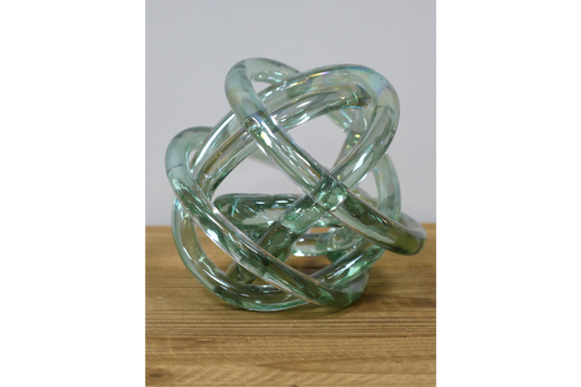 Glass Knot