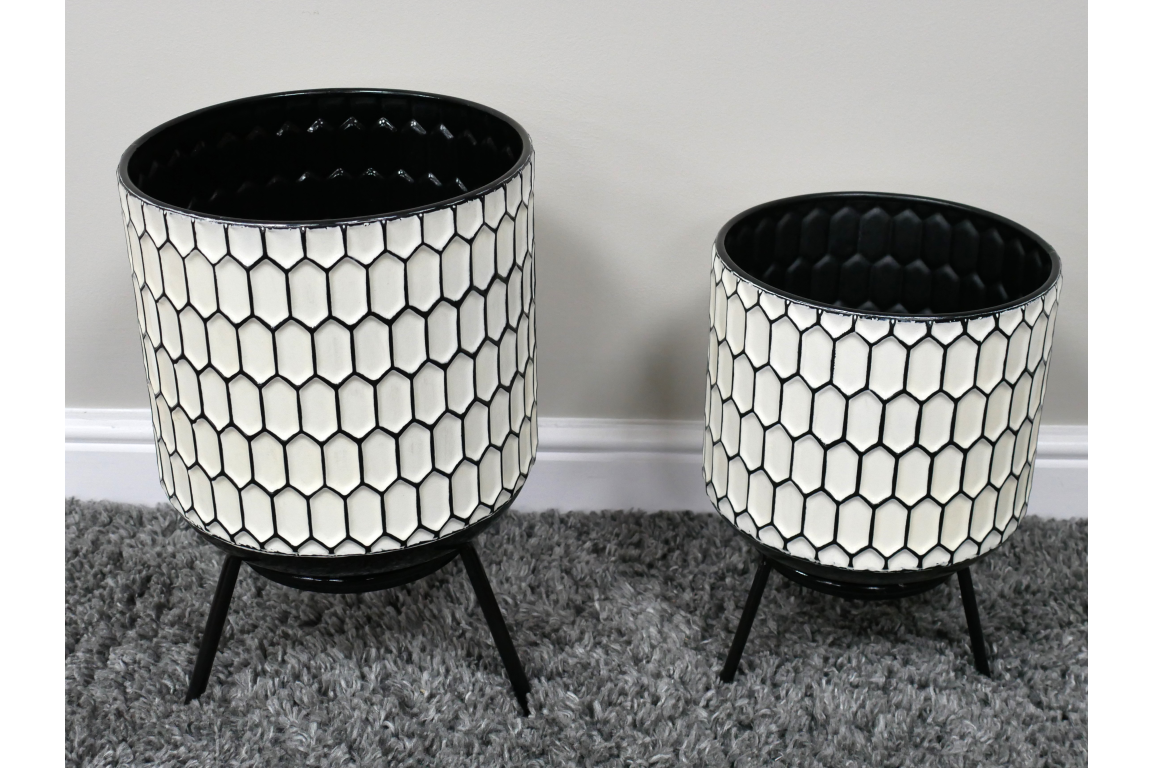 Set Of 2 Monochrome Planters