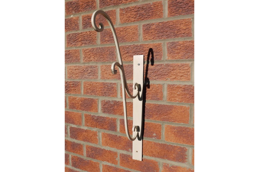 Cream Bracket