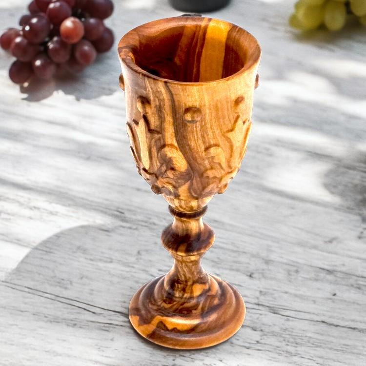 A beautiful 3 D wine cup