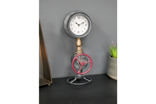 Pipe Clock