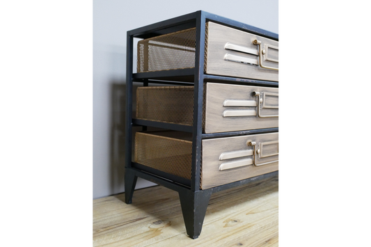 Small Storage Unit