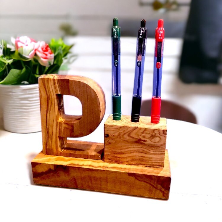 Pen holder