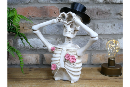 Love Skeleton