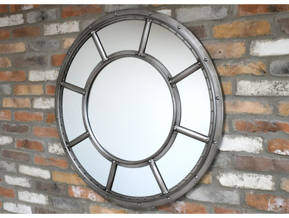Circle Mirror