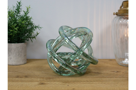 Glass Knot