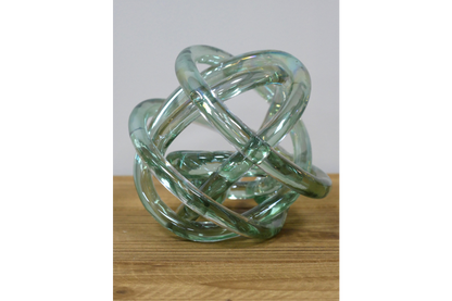 Glass Knot