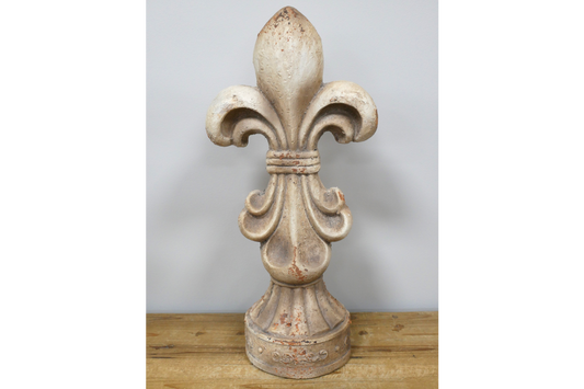 Fleur-De-Lis