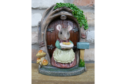 Mouse Door - Solar Light