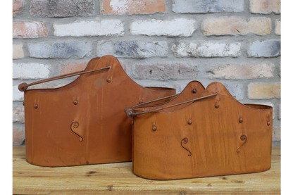 Set Of 2 Rusty Planters