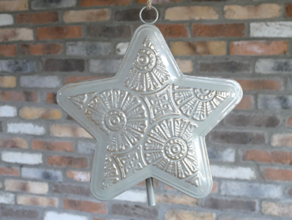 Hanging Star Bell