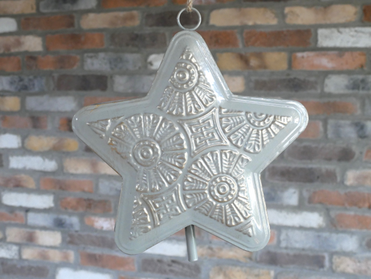 Hanging Star Bell