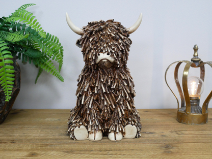 Sitting Highland Cow - Large