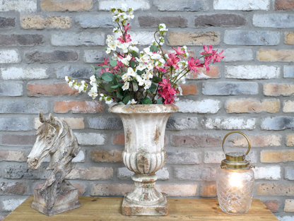 Urn
