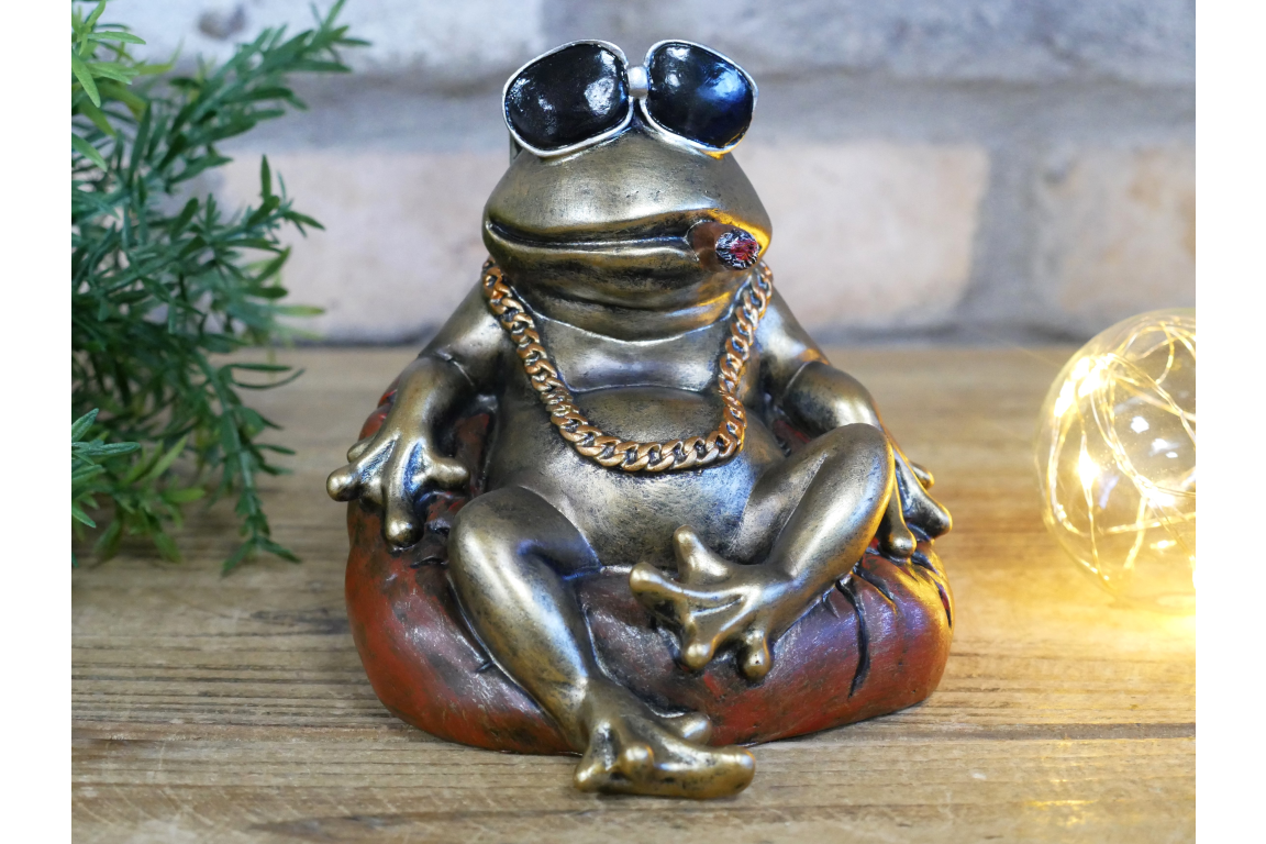 Cool Frog with Sunglasses Resin Ornament Funny Smoking Toad Figurine