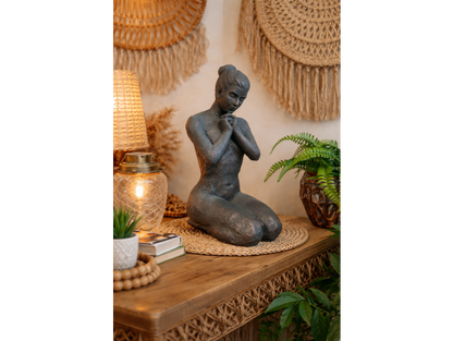 Large Kneeling Lady