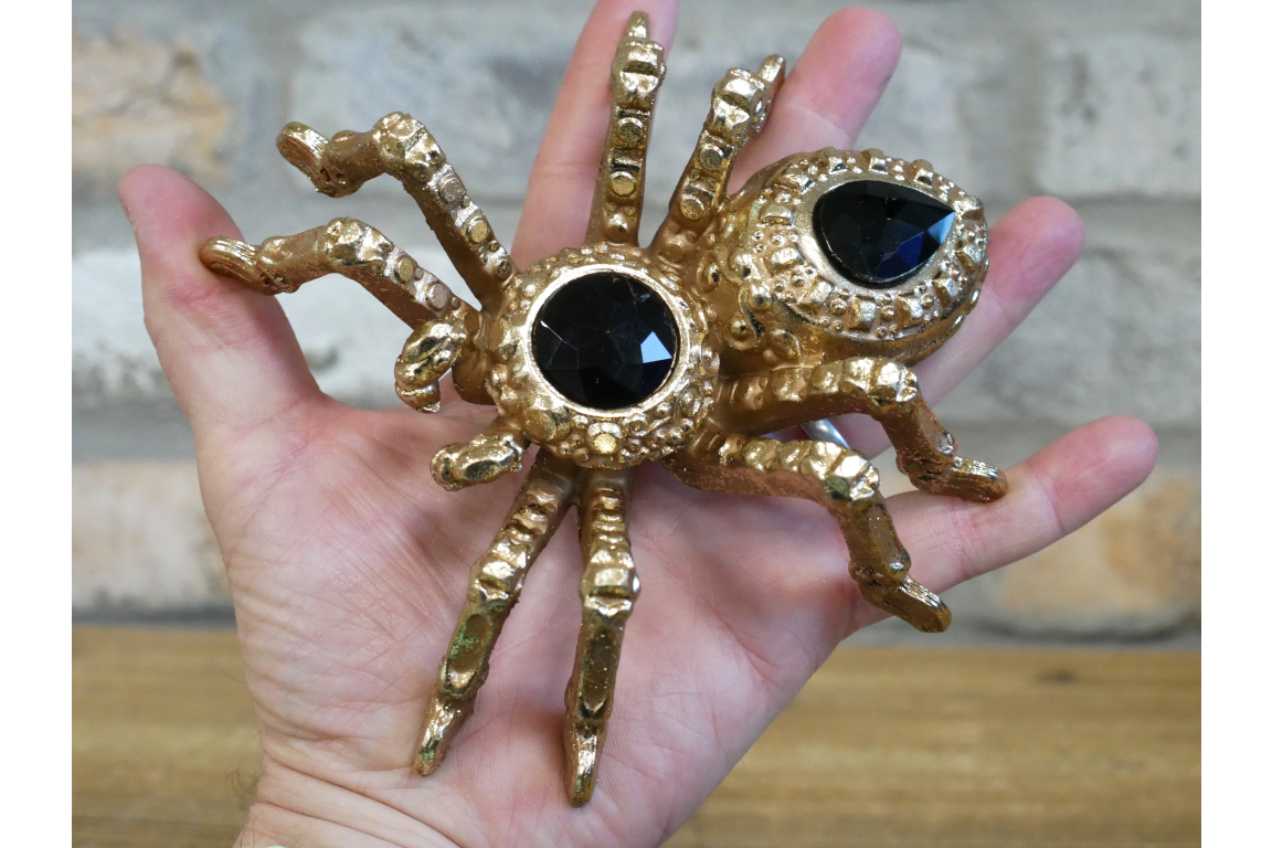 Gold Spider Resin Ornament Jewel Gem Halloween Tarantula Figurine