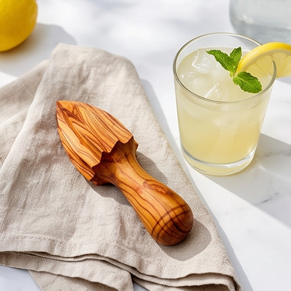 Presse-citron en bois d'olivier fabriqué à la main | Presse-agrumes en bois