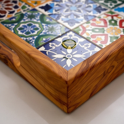Plateau rectangulaire en bois d'olivier et céramique avec poignée 40 cm * 25 cm