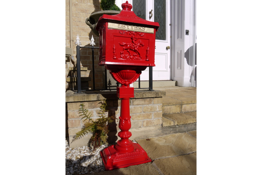 Aluminium Post Box Red