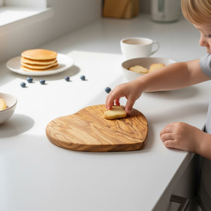 Handmade Olive Wood Heart Shaped Cutting Board | Romantic Gift Cheese & Serving Board | Natural Grain | 20 cm · 25 cm · 30 cm