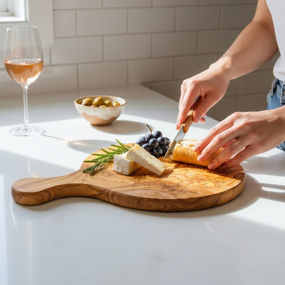 Handmade Olive Wood Round Pizza Board with Handle | Wooden Pizza Serving Paddle & Cheese Board | Natural Grain | 18–35 cm