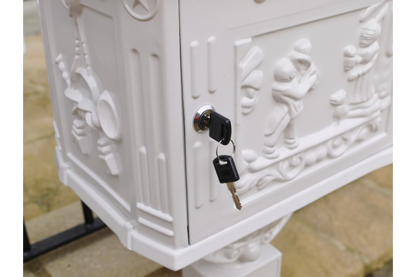Aluminium Post Box White