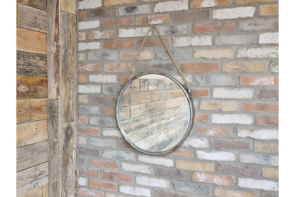 Circle Mirror