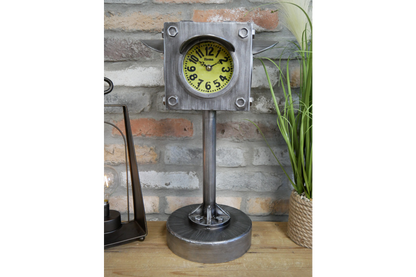 Traffic Light Clock