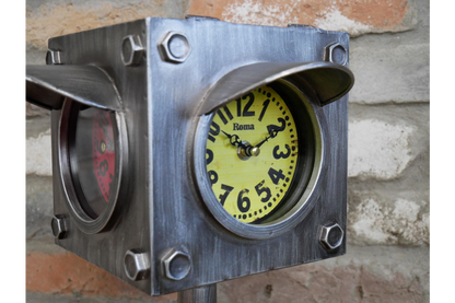 Traffic Light Clock