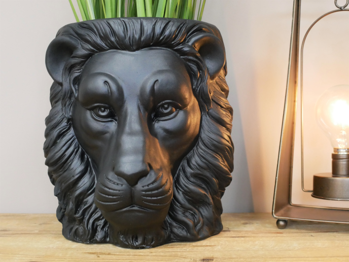 Lion Head Planter