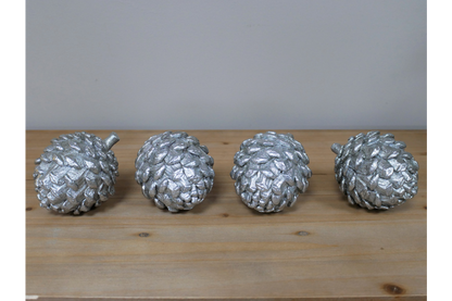 Set Of 4 Pinecones