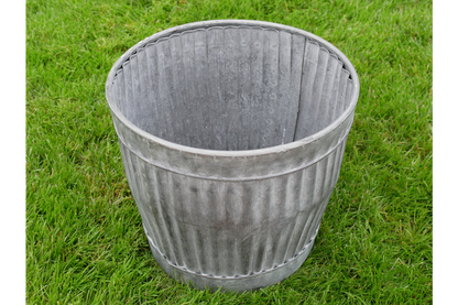 Planter-9