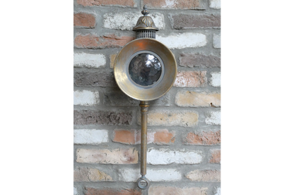 Traditional Style Wall Lantern