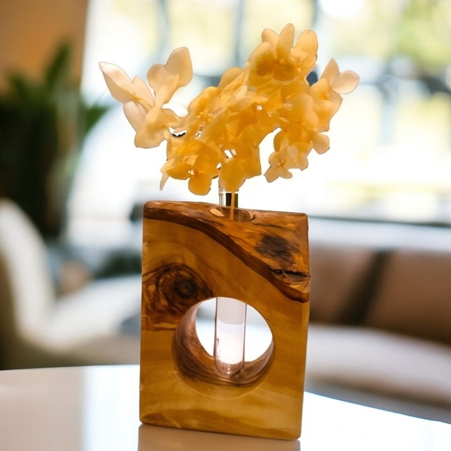 Rustic desktop propagation vase
