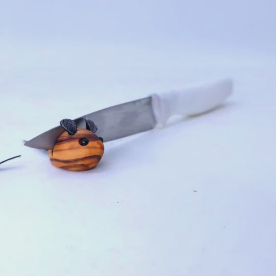Mouse knife holder