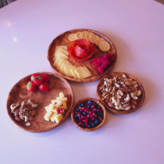 Round Wooden Plate