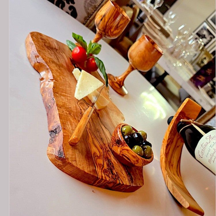 Luxury Hand-Finished Olive Wood Wine & Cheese Gift Set