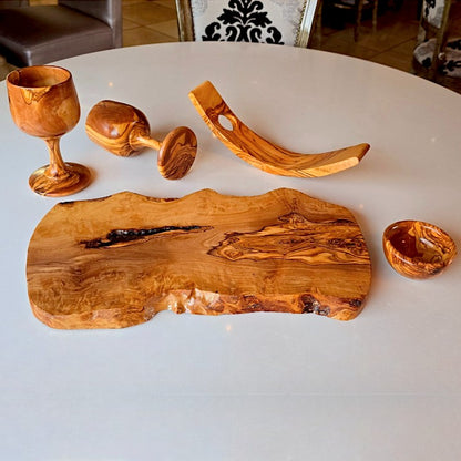 Luxury Hand-Finished Olive Wood Wine & Cheese Gift Set